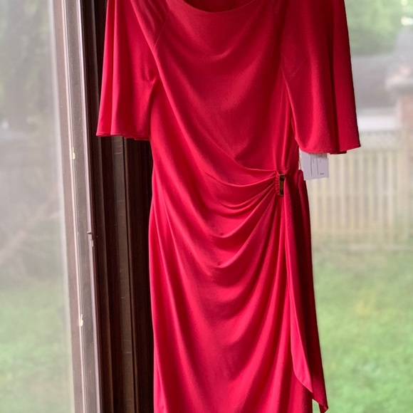 Tahari Dresses & Skirts - Tahari dress